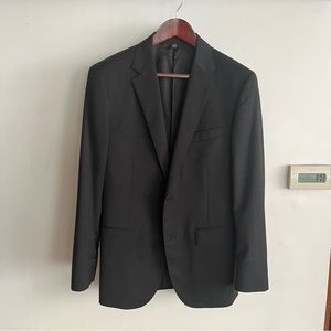 Bonobos Suit in charcoal